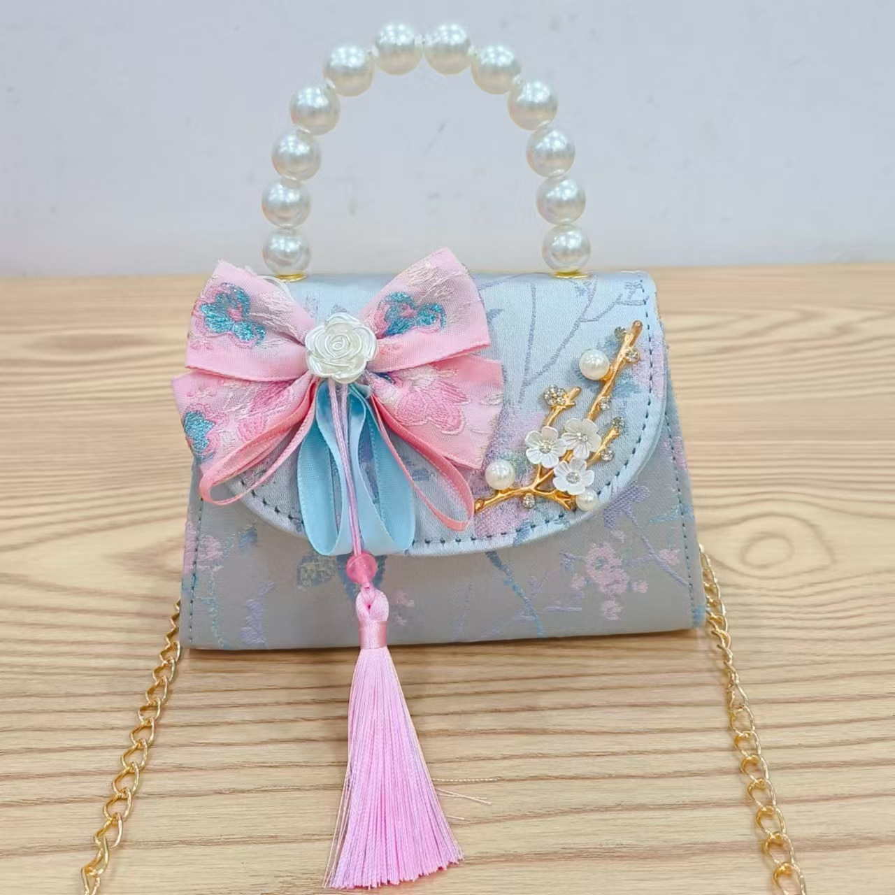 Chinese-style princess bag, chain small square bag, pearl handbag, girl crossbody Hanfu accessory bag, Children's Day gift details Picture