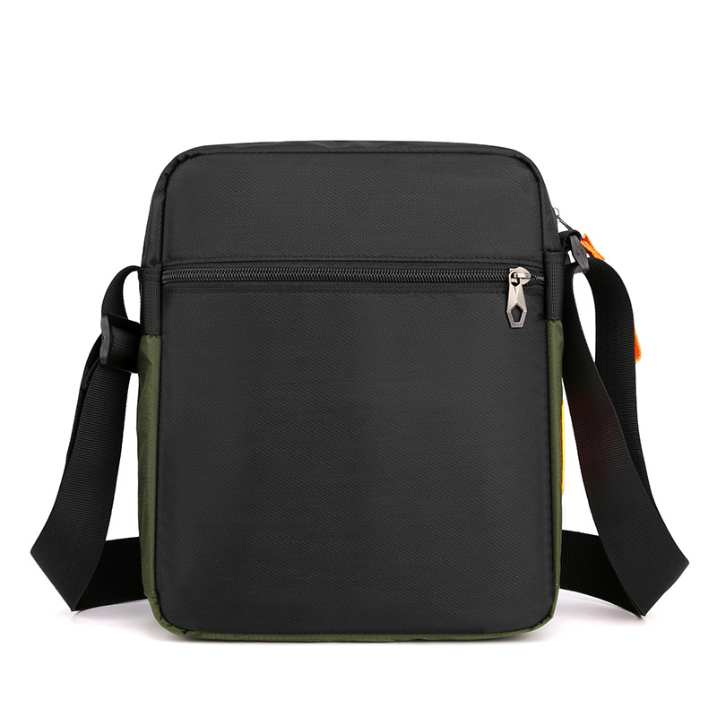 Hao Shuai's new men's crossbody bag and single-shoulder bag for sportswear and casual wear. Factory direct sales, one-piece consignment Application Scenario