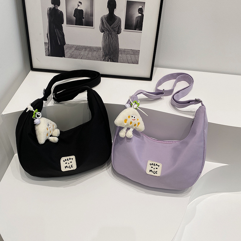 The high-capacity women's 2025 new model, high-end texture, niche and versatile single-shoulder crossbody bag, and women's dumpling bag are selling well Specification drawing