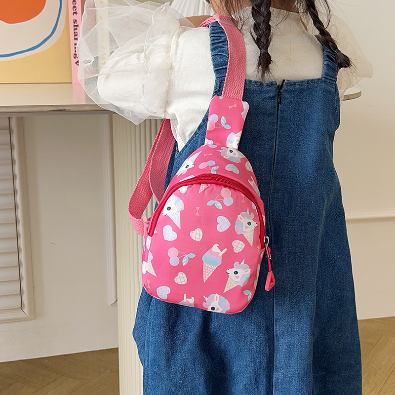Spring new cute and versatile kindergarten bags, trendy, casual and fashionable cartoon children's chest bag and crossbody bag full figure