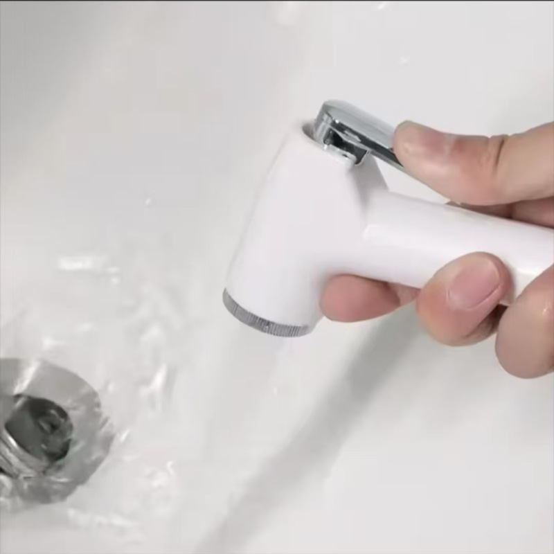 Body wash, women's shower head, pressurized toilet spray gun set, bathroom companion cleaning, bottom flushing, water gun details Picture