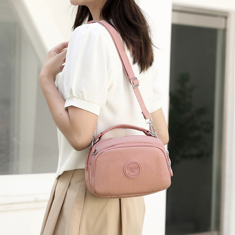 Colorful Fox's new fashionable mobile phone bag for women, multi-layered simple hand-held shoulder bag, water-resistant crossbody bag Specification drawing