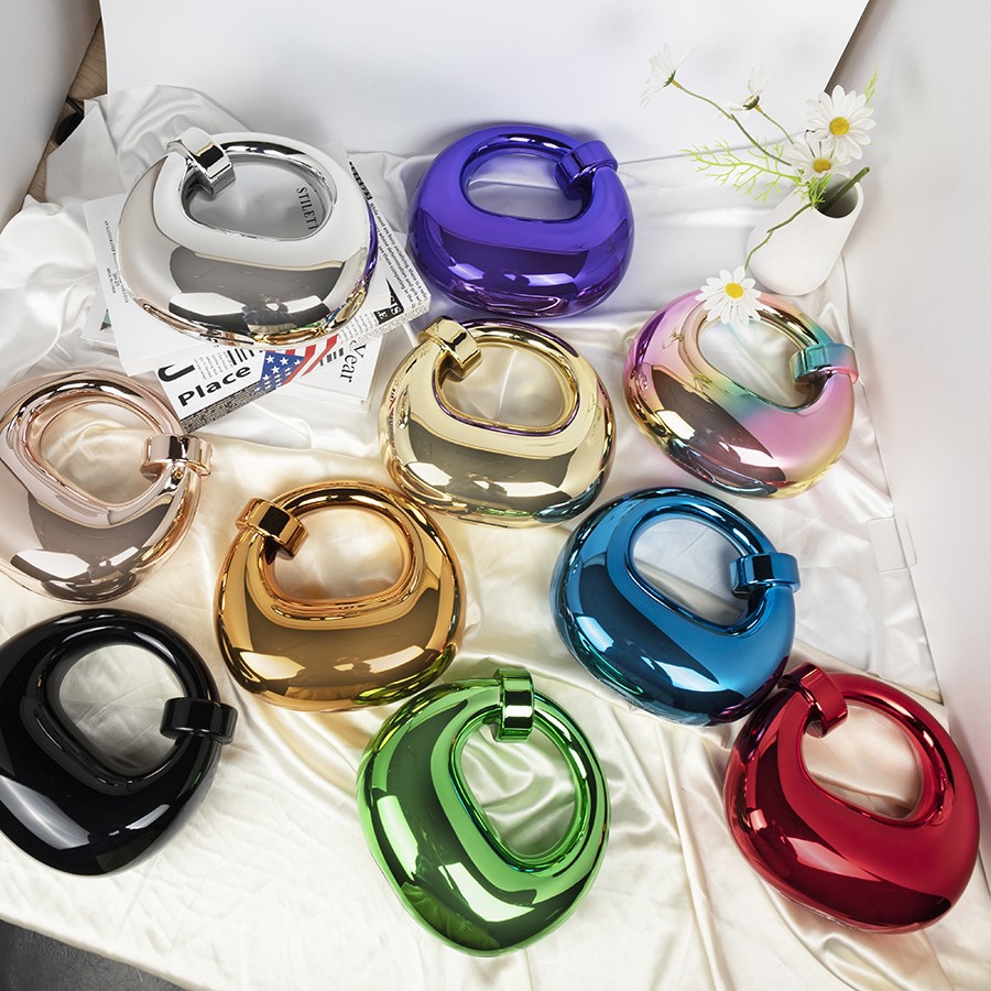 2025 New cross-border products from Europe and America: High-end crescent moon bag, fashionable and elegant acrylic bag, home decoration, candy handbag full figure