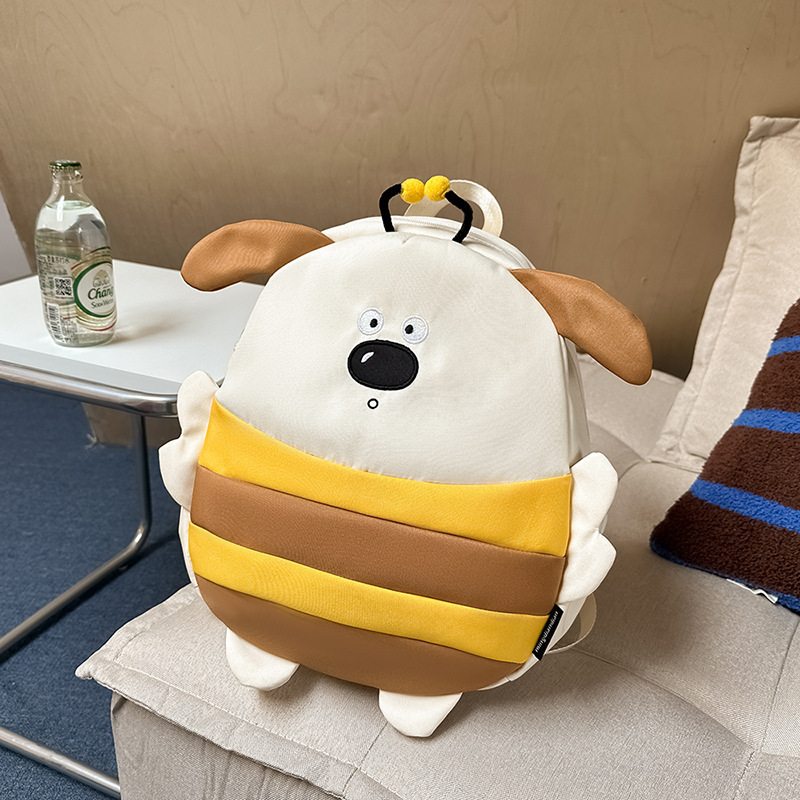 Children's bags, kindergarten backpacks, popular travel backpacks, cute bee backpacks, soft and adorable cartoon girl backpacks, the trend details Picture