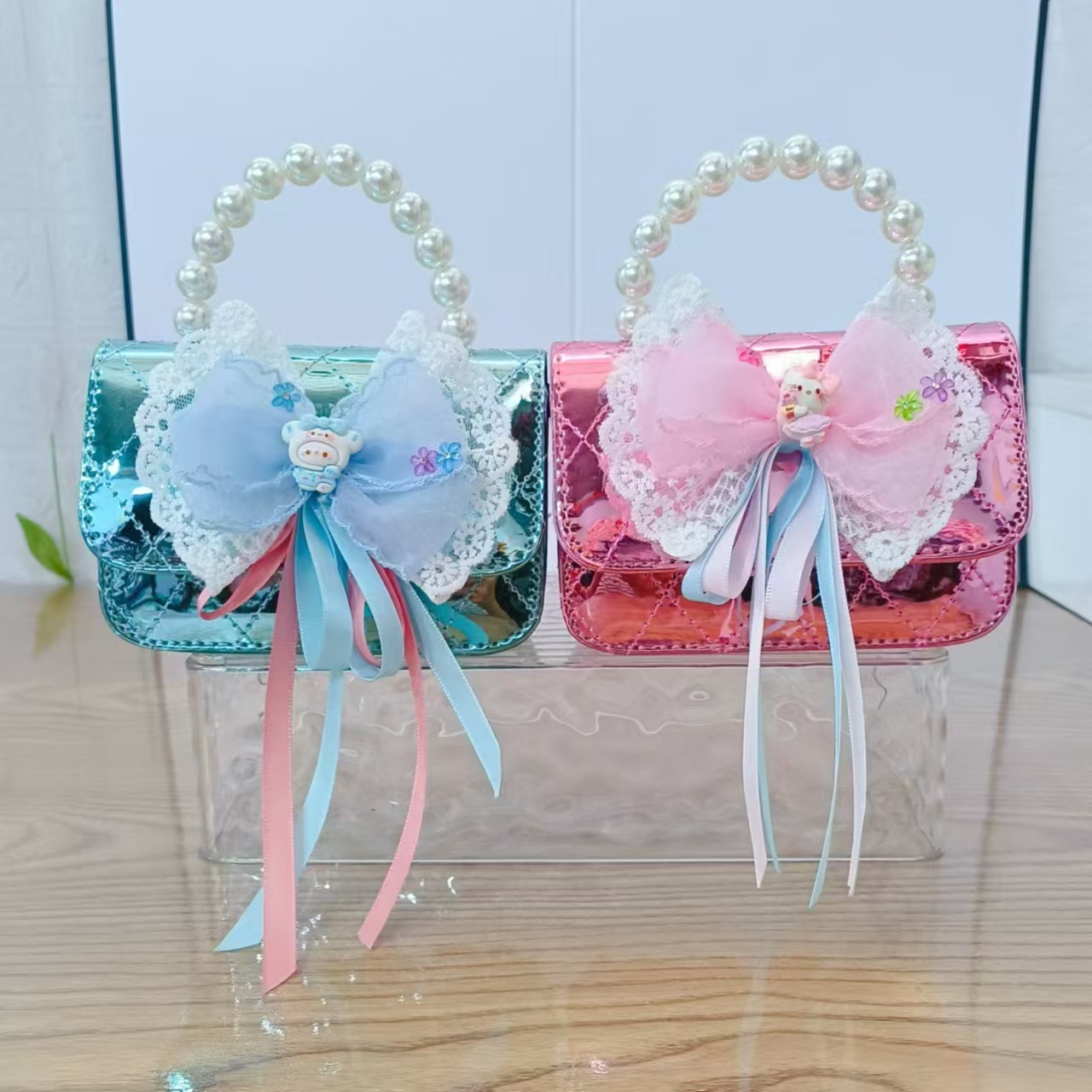 Butterfly Princess Bag, cartoon pearl handbag, single-shoulder crossbody coin purse, Girl's gift, laser chain small square bag Specification drawing