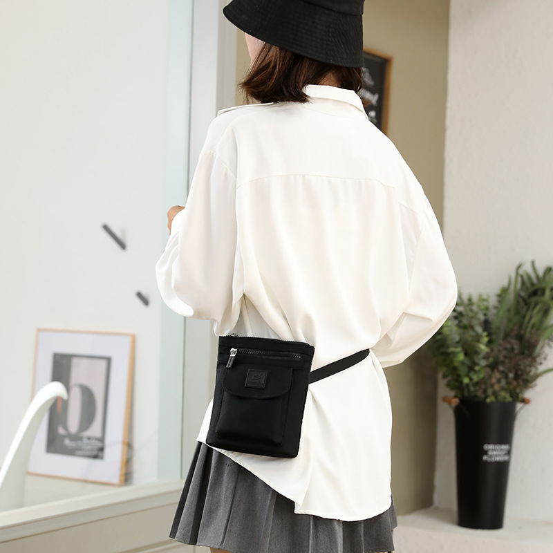 A new minimalist crossbody bag for women, a streetwear portable crossbody bag, water-resistant phone bag and waist bag Application Scenario