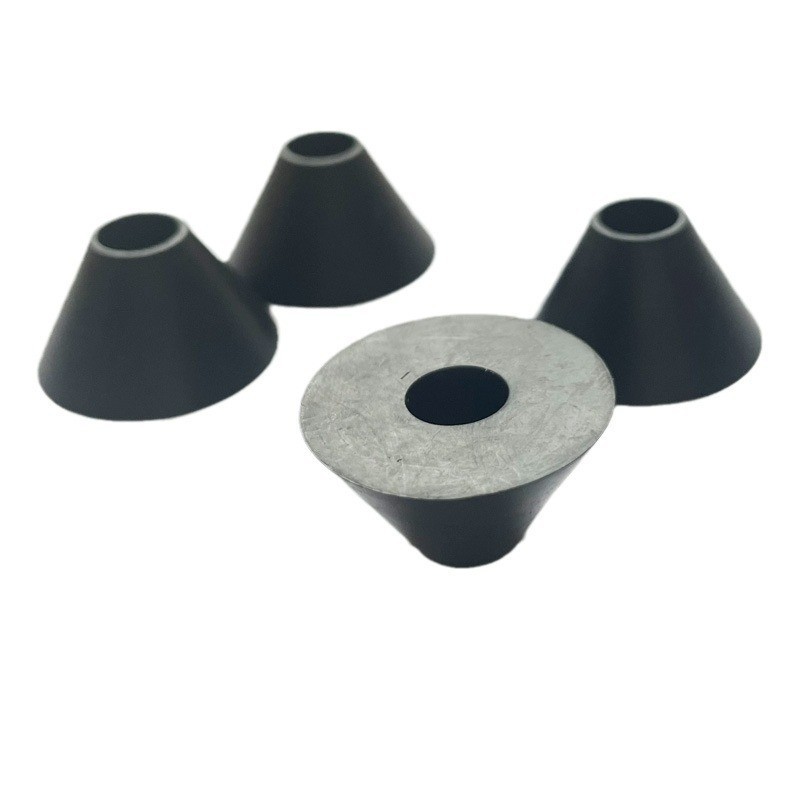 Split-type toilet seat, fixed installation, copper screws, sealing rubber rings, rubber pads, rubber stoppers, hole pads and accessories Application Scenario