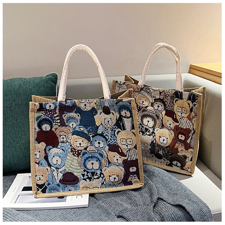 Large-capacity linen handbag for women, 2024 new style, fashionable and trendy shoulder bag, versatile and stylish bear tote bag for women full figure