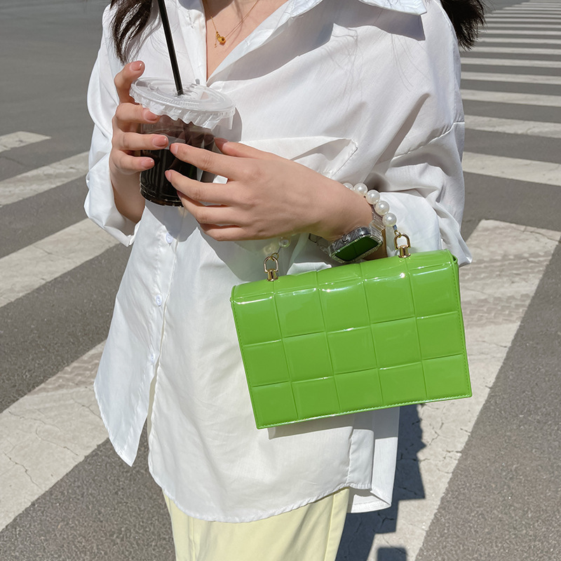 2025 Summer new jelly woven small square bag, fashionable and simple hand-held women's bag, Korean version chain single-shoulder pillow bag Specification drawing