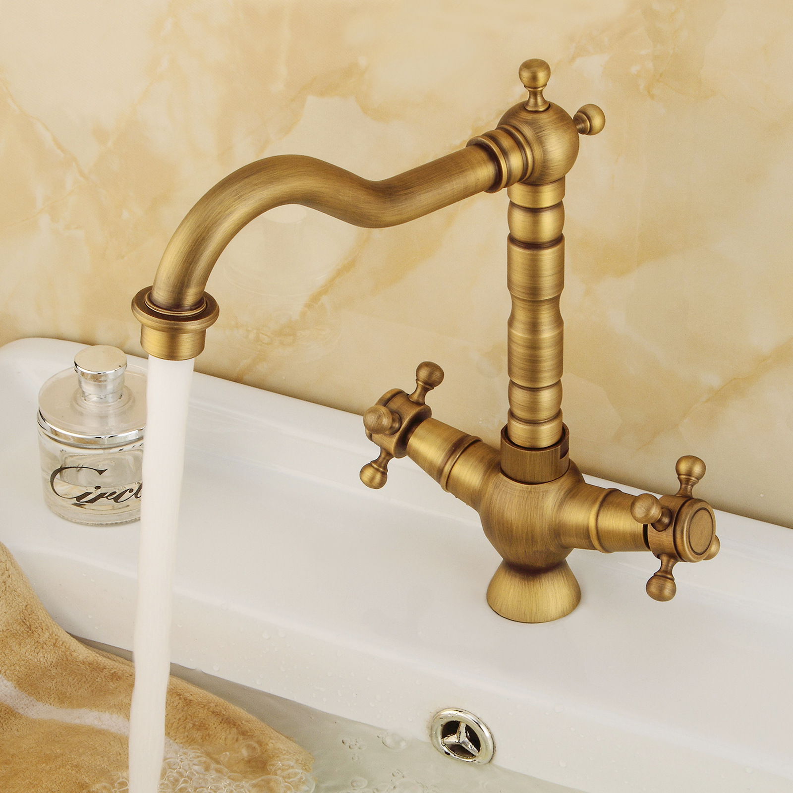Antique brass double-handle hot and cold rotatable kitchen faucet, retro splash-proof tall countertop basin faucet Specification drawing