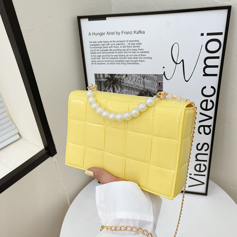 2025 Summer new jelly woven small square bag, fashionable and simple hand-held women's bag, Korean version chain single-shoulder pillow bag Item Picture