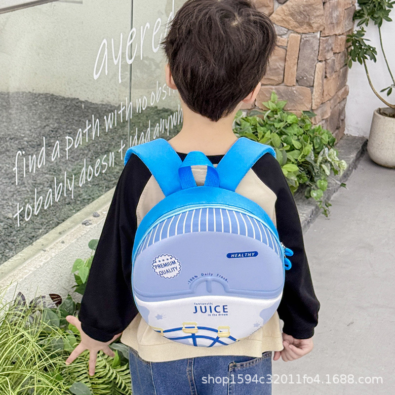 Kindergarten schoolbag cartoon eggshell for boys and girls in small and medium classes, anti-dirt and wear-resistant backpack Application Scenario