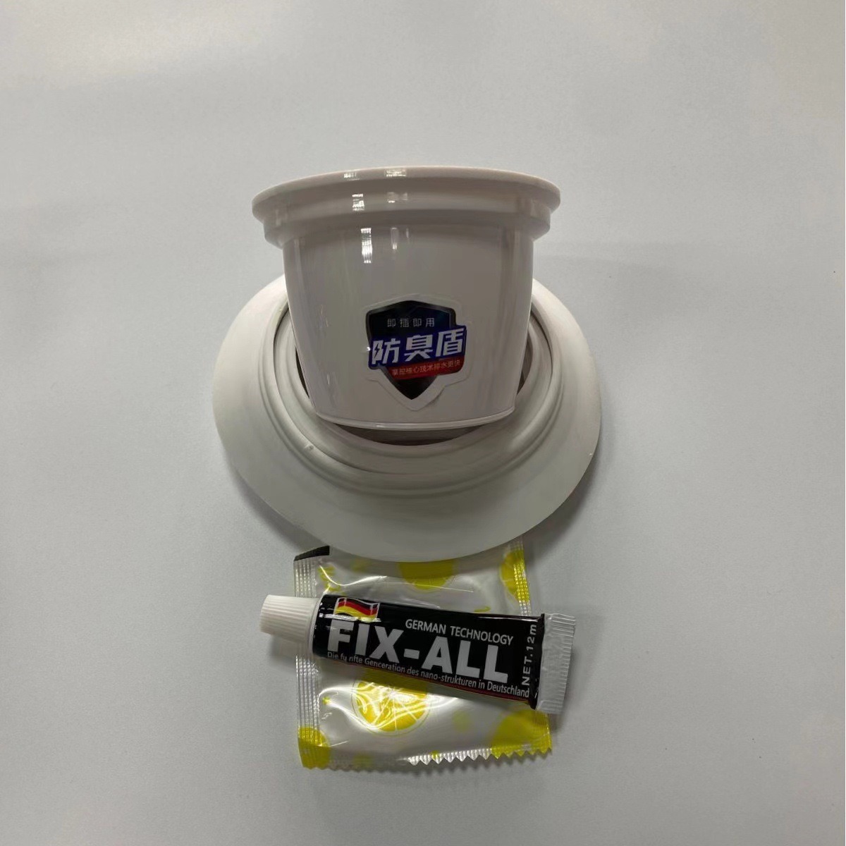 Bathroom squat toilet odor prevention and clogging device, toilet hole blocking and odor reverse device, toilet hole blocking and deodorizing toilet lid Application Scenario