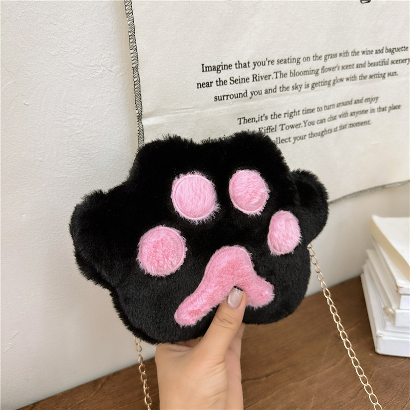 2024 New Korean plush single-shoulder crossbody pocket change children's bag, cute baby holding chain small bag for girls details Picture