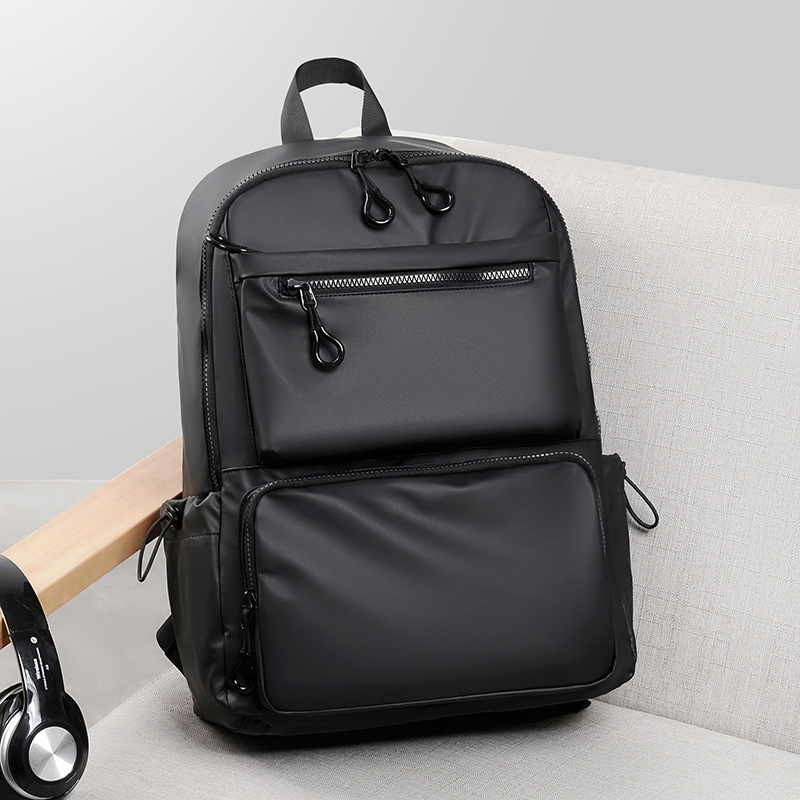 New commuter men's business travel backpack, large-capacity computer bag, casual travel short-distance schoolbag, backpack full figure