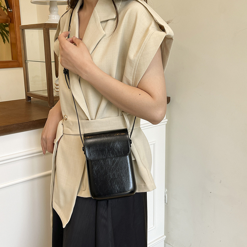 Men's and women's quality single-shoulder bag 2025 new style Japanese and Korean fashion versatile vertical phone bag factory direct sales crossbody bag for women details Picture