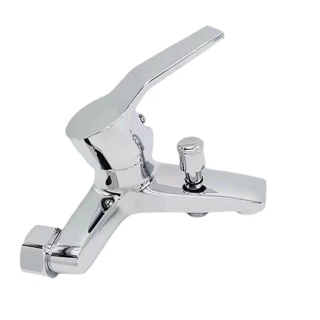 Zinc alloy shower three-in-one faucet, IELTS three-in-one bathtub shower mixing valve three-in-one faucet, shower faucet Specification drawing
