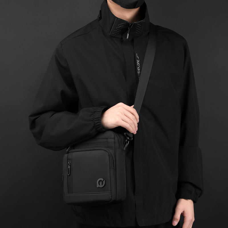 WEPOWER's new men's casual and fashionable business single-shoulder bag, waterproof crossbody bag, large-capacity men's bag and handbag details Picture