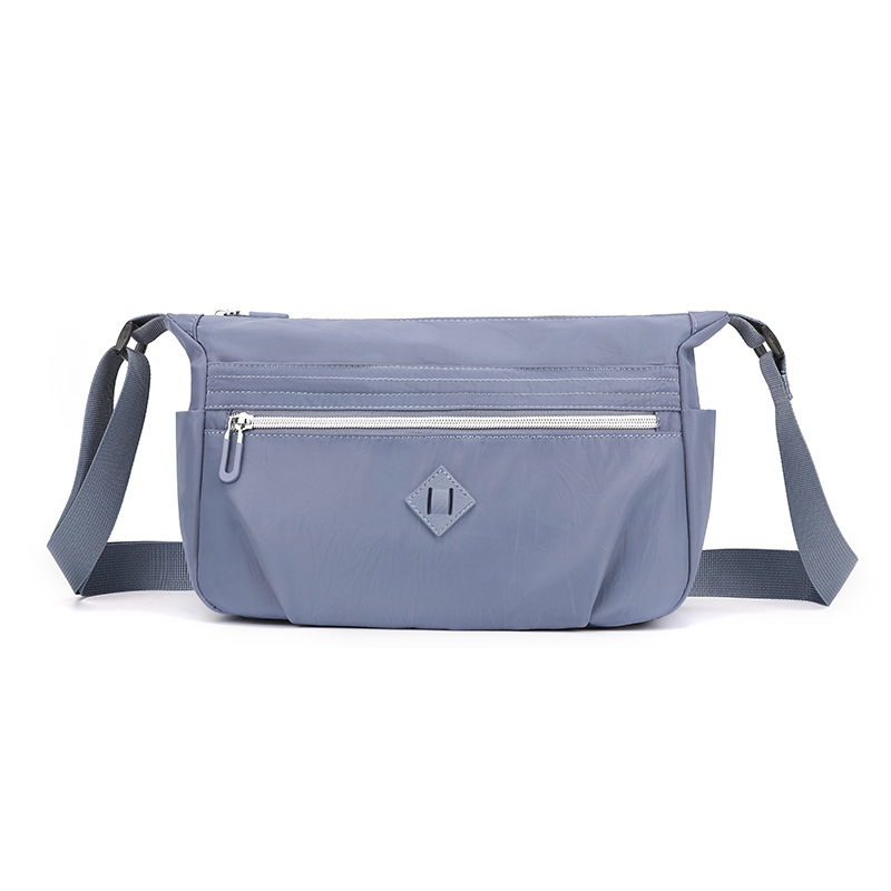 Colorful Fox's new women's shoulder bag, a simple and large-capacity crossbody bag in Korean style, and a water-resistant nylon bag Item Picture