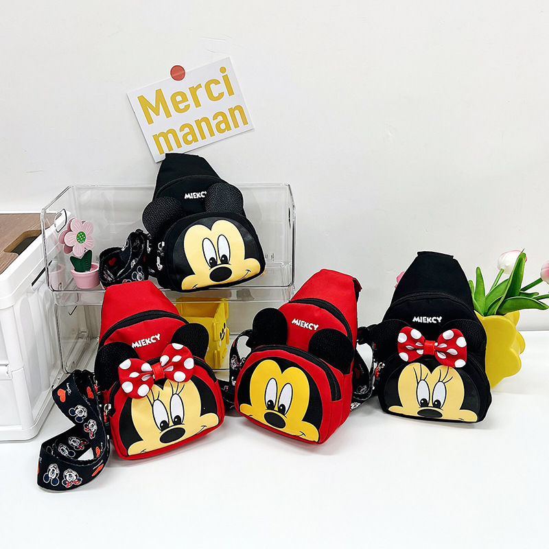 Cute mini new Korean-style children's bag, fashionable cartoon shopping trend 2025 crossbody bag for boys and girls chest bag full figure