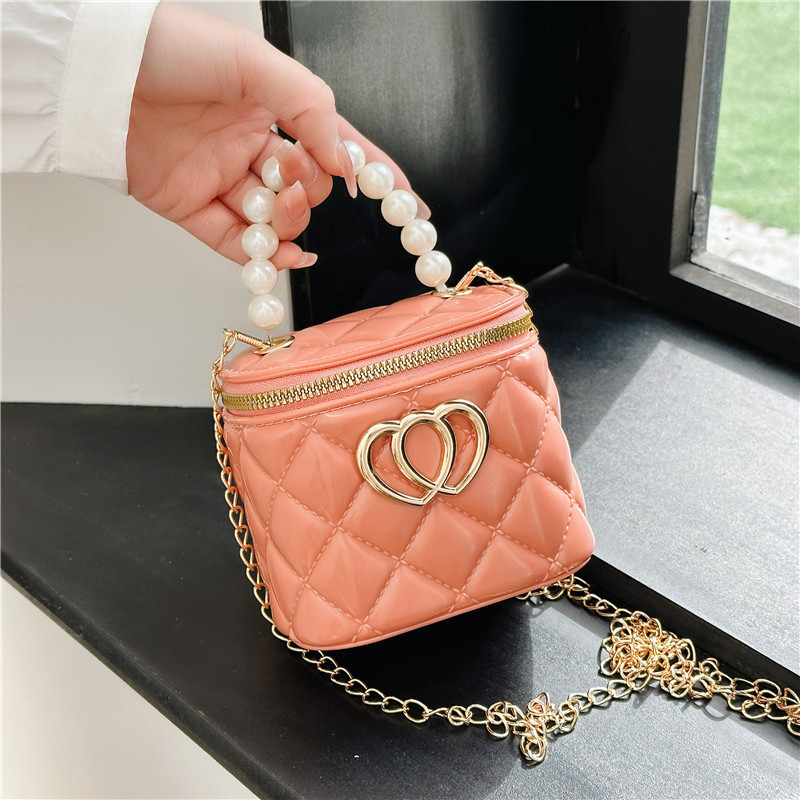 New fashion pearl hand-held small bag for girls in 2025, a spring and summer jelly makeup bag for little girls to carry Specification drawing