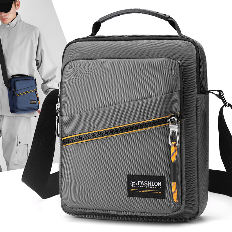 New simple and casual outdoor single-shoulder bag, men's outdoor waterproof trendy handbag, men's color-matched Korean version crossbody bag full figure