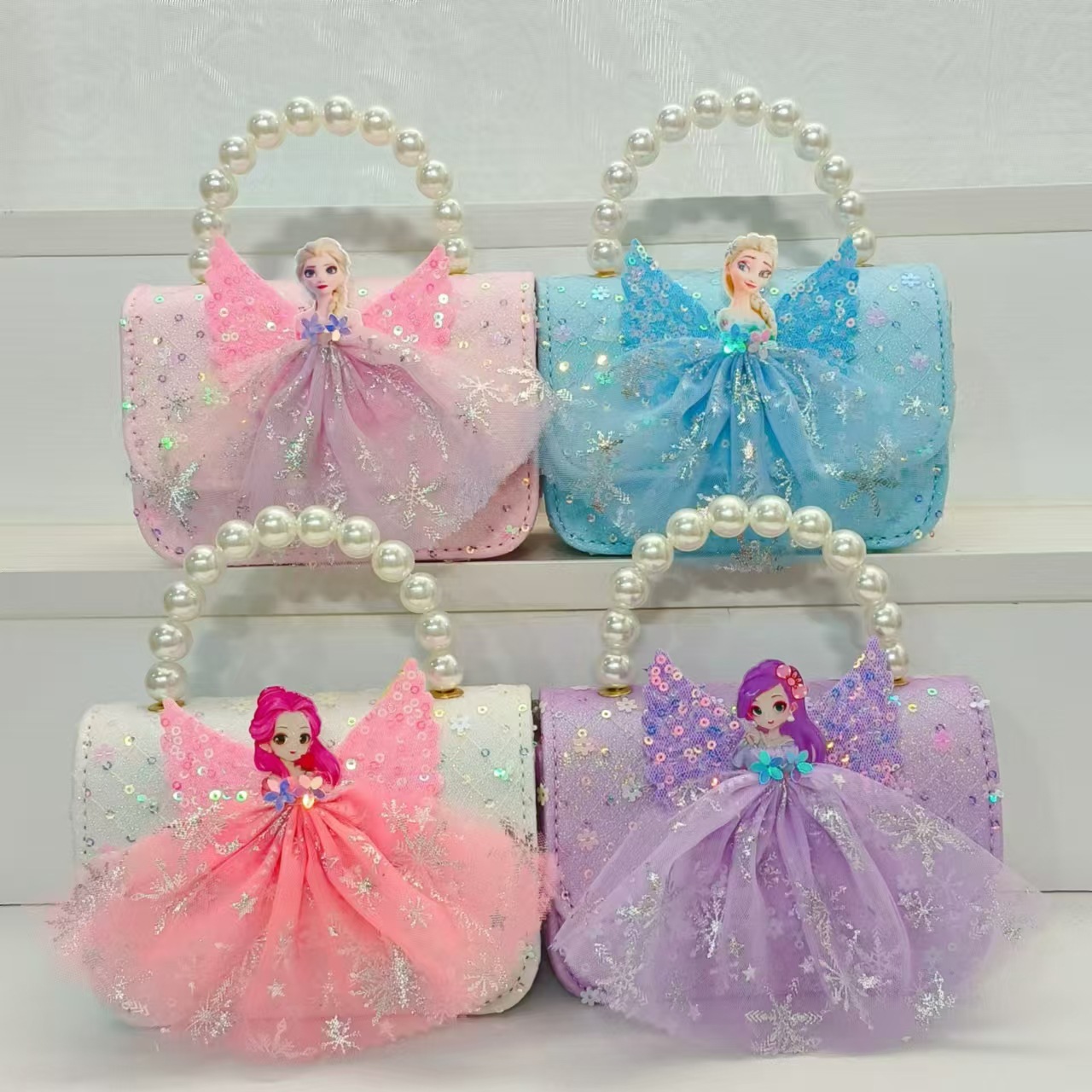 Pearl hand-held princess bag, crossbody accessory square bag, chain girl New Year lucky money bag, Children's Day gift on June 1st Specification drawing