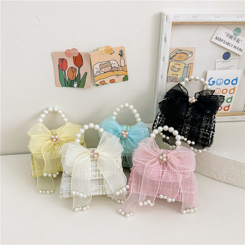 Fashionable and trendy children's bag, stylish little Chanel bow new handbag, girls' loose change crossbody bag, cross-border full figure