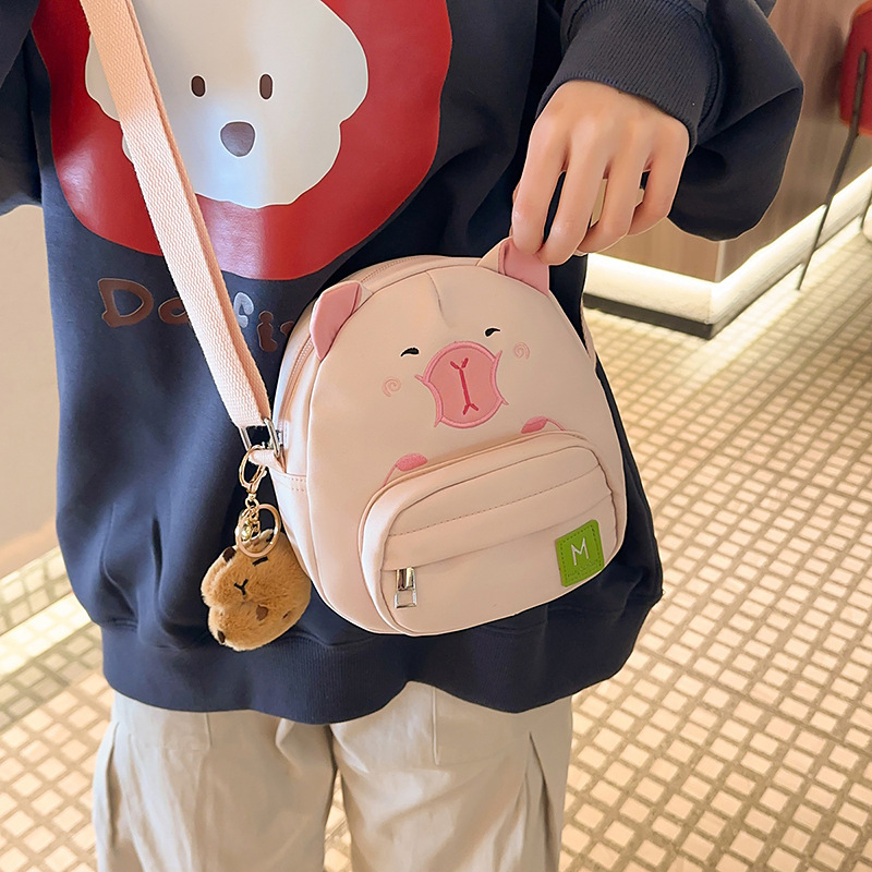 Japanese-style cute capybara single-shoulder bag 2025 new cartoon Capibara mini crossbody bag soft and cute little crossbody bag for girls Specification drawing