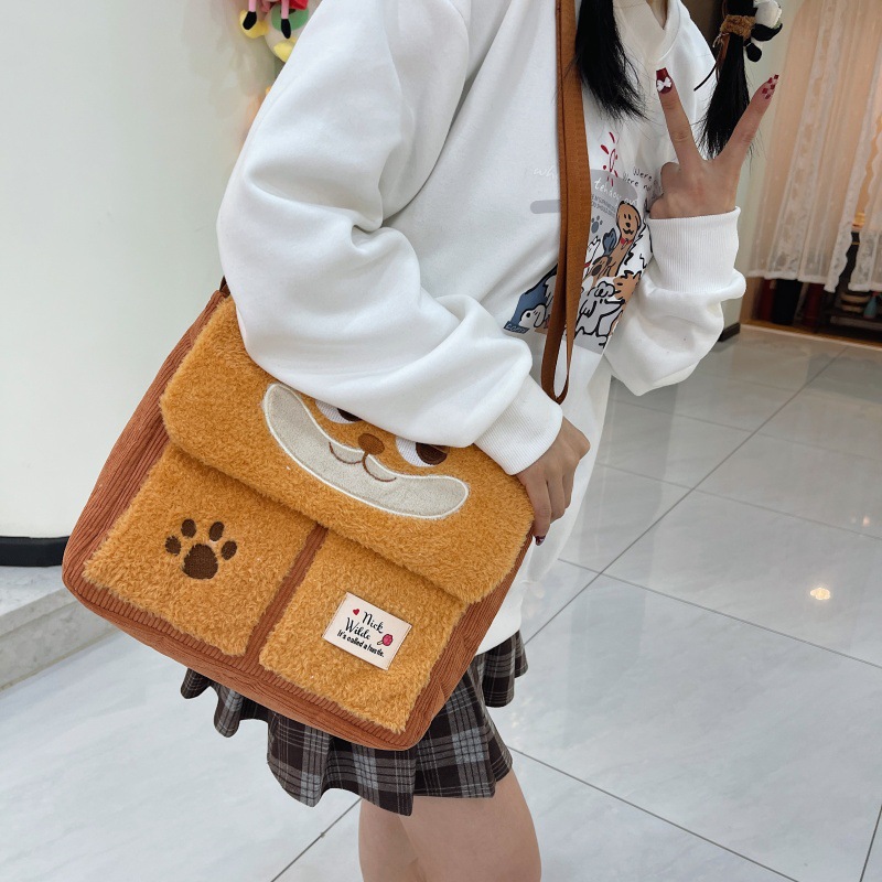 A versatile handbag for cross-border trade, a commuting, class and tutorial bag, a plush single-shoulder crossbody bag, and a large-capacity backpack Application Scenario
