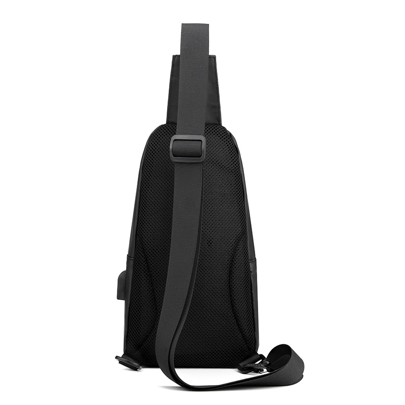 New cross-border men's outdoor chest bag, European and American trend usb chest bag, sports water-resistant crossbody bag, business backpack Application Scenario