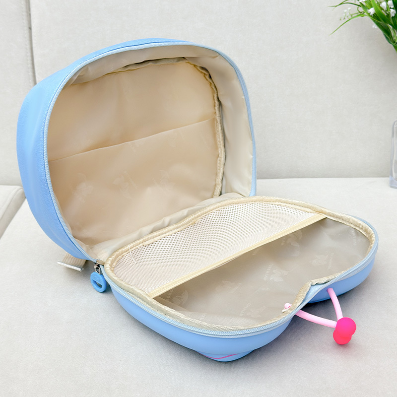 2025 New cartoon bow hard shell Backpack for boys and girls in kindergartens, cute butterfly eggshell backpack Application Scenario