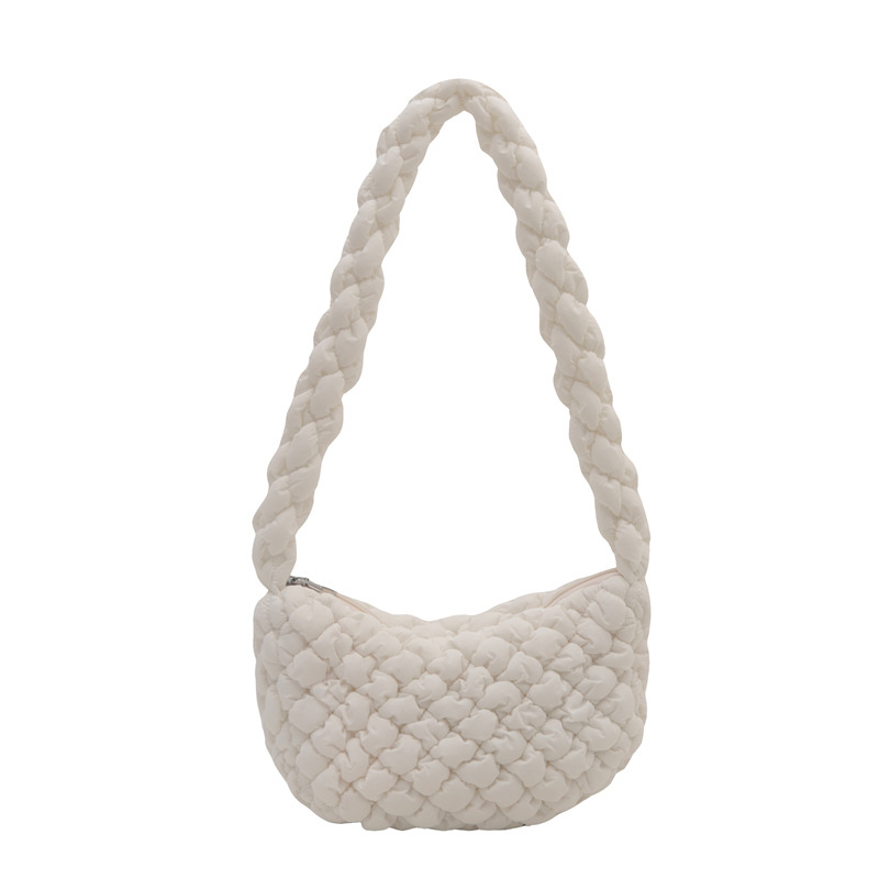 Large-capacity pleated cloud bag, new fashionable single-shoulder hand-held dumpling bag, solid-color simple crossbody bag, cross-border wholesale Item Picture