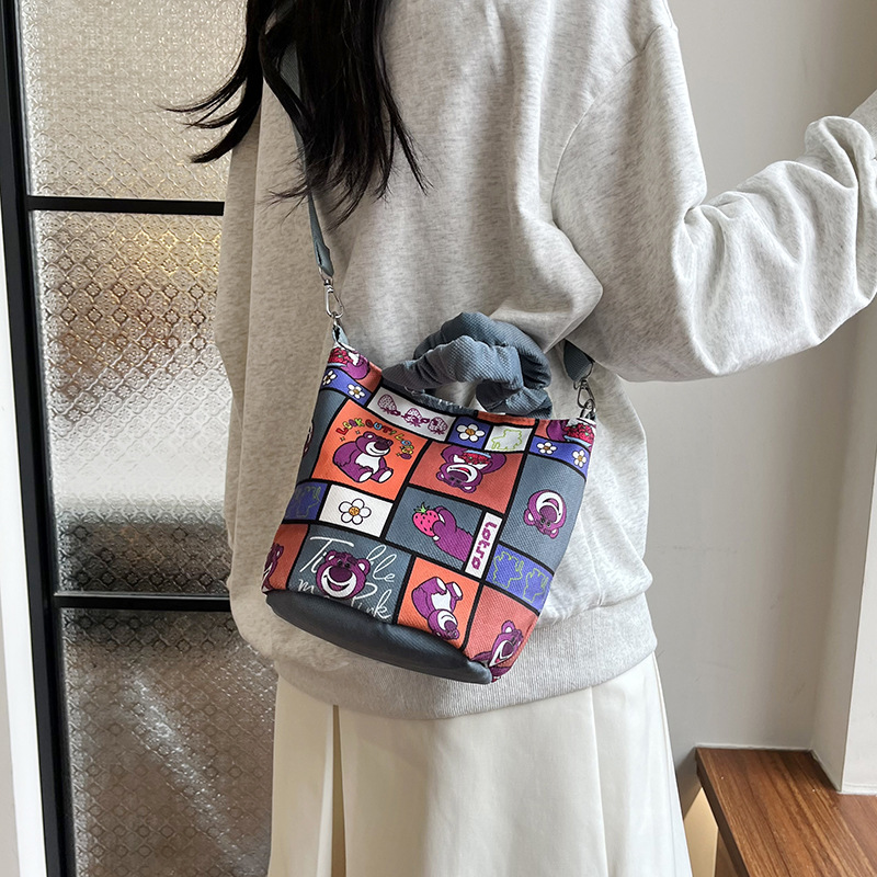 Cartoon casual crossbody single-shoulder girl bag, children's coin purse, storage bag, claw machine doll, foreign trade handbag Specification drawing
