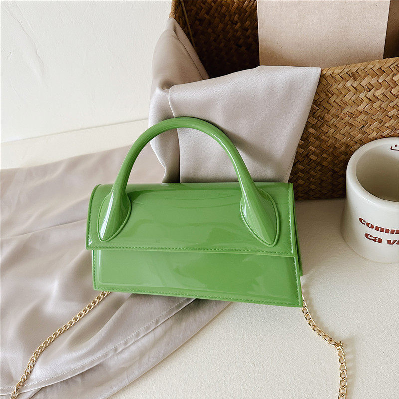 This is a new summer pvc women's bag for cross-border trade in 2025. It is a trendy macaron-colored bag that is fashionable and simple. It is a single-shoulder crossbody bag Item Picture