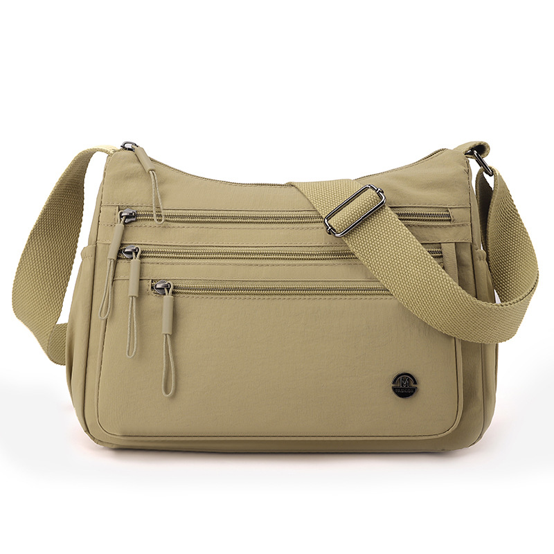 Women's Bag 2025 Spring New Cross-border Trend lightweight single-shoulder bag, women's casual nylon bag, large-capacity crossbody bag Item Picture