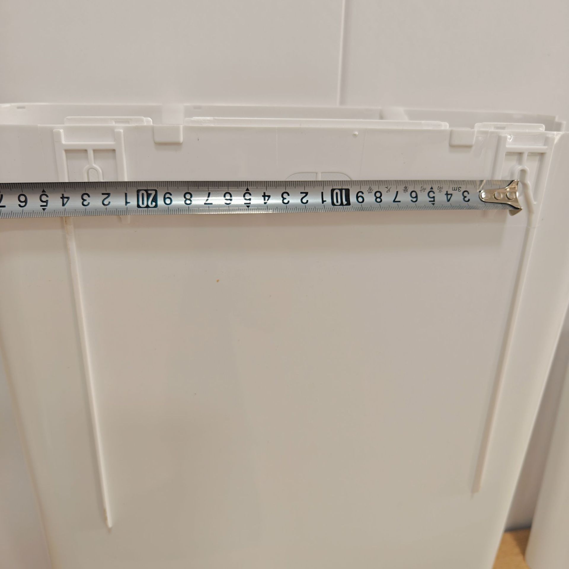 Household bathroom squat toilet, toilet tank, large flushing force, thickened squat toilet, wall-mounted toilet flushing tank Application Scenario