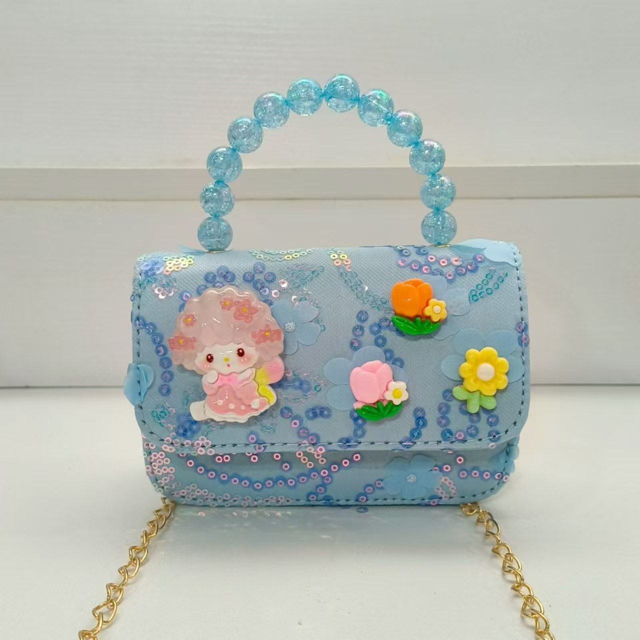 Little Lamb pearl handbag, children's bag, crossbody loose change accessory bag, little girl lucky money bag, chain small square bag, trendy Application Scenario
