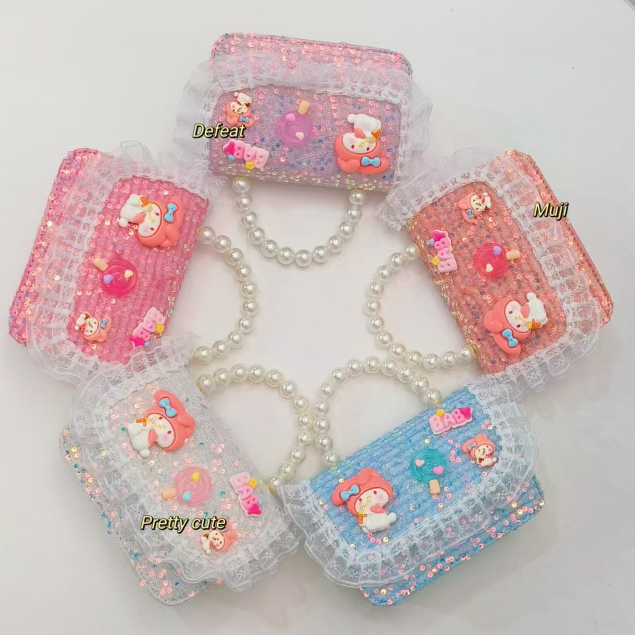 Pearl handbag, Melody cartoon bag, single-shoulder crossbody bag, children's bag, loose change accessory bag, chain bag, small square bag Application Scenario