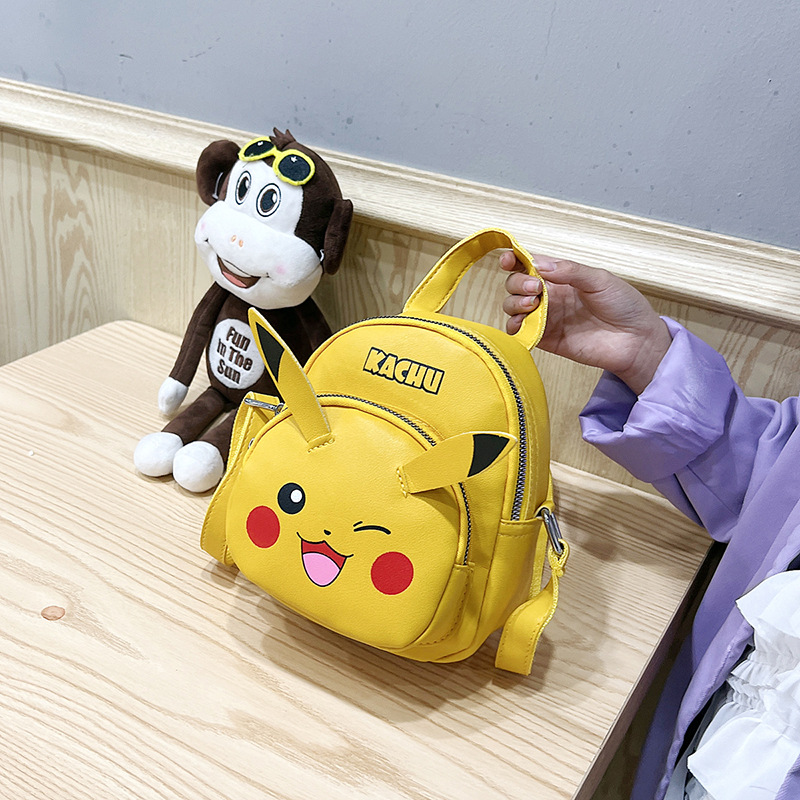 Cartoon cute children's single-shoulder small bag 2022 new style fashionable crossbody bag, stylish and casual accessory gift bag for girls full figure