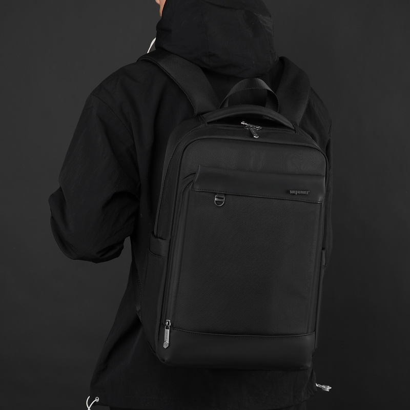 WEPOWER's new business backpack for men is a waterproof and wear-resistant laptop bag with a large capacity details Picture