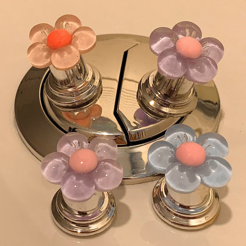 Flower creative toilet switch press, home essentials, nail art special flush button sticker, Amazon Application Scenario