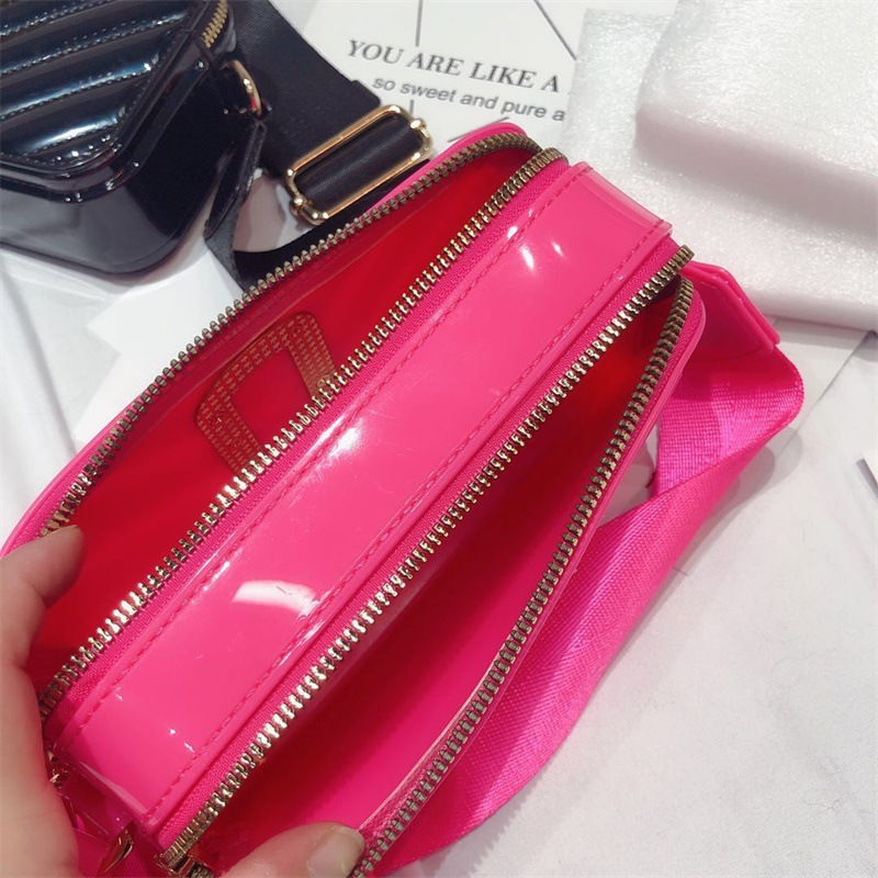 2025 New trendy autumn jelly bag, camera bag, fashionable wide shoulder strap, single-shoulder crossbody bag, Marc bag, macaron color Item Picture