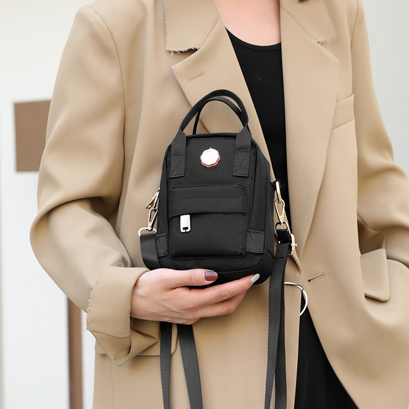 Colorful Fox's new Korean version of fashionable and trendy single-shoulder bag, portable commuting phone crossbody bag Specification drawing