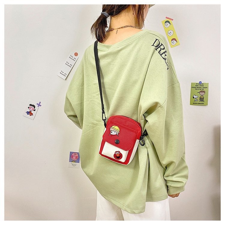 New and cute canvas bag for girls, Korean version and Japanese style nylon ins crossbody bag for girls, small student bag Specification drawing