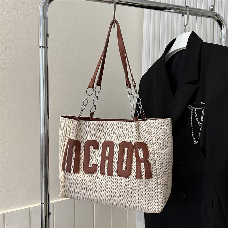 Large capacity fashion tote bag 2025 new style this year's popular woven single-shoulder bag underarm letter handbag wholesale full figure