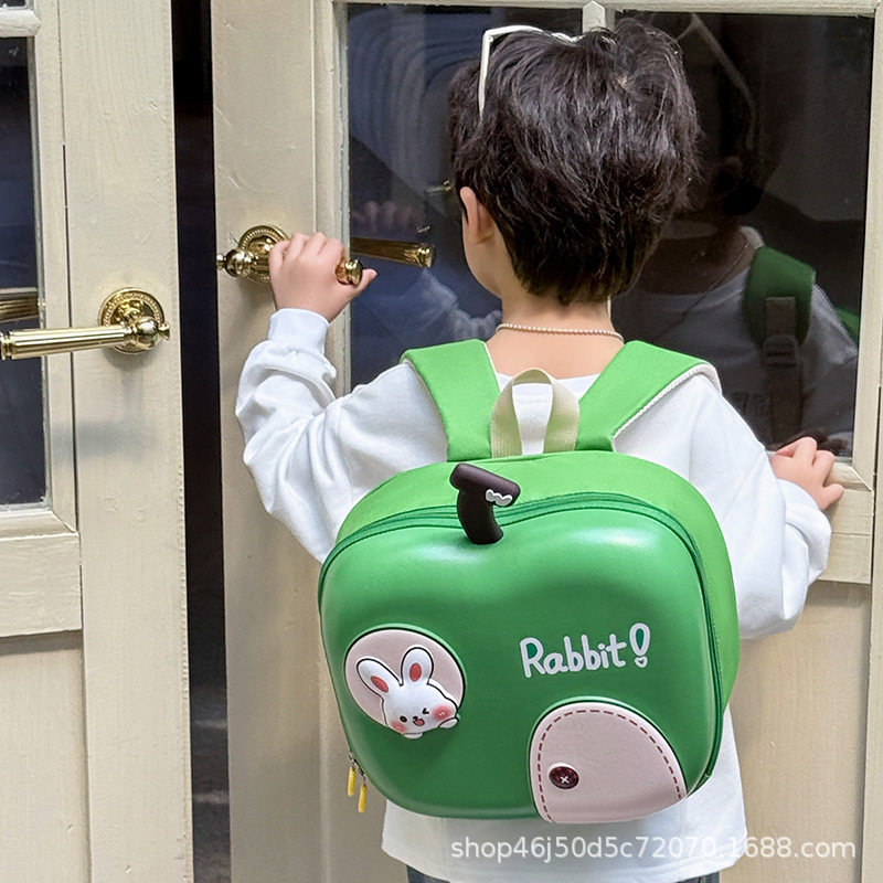 New lightweight cartoon schoolbags for kindergartens, eggshell backpacks for boys, cute baby backpacks for girls and children Application Scenario