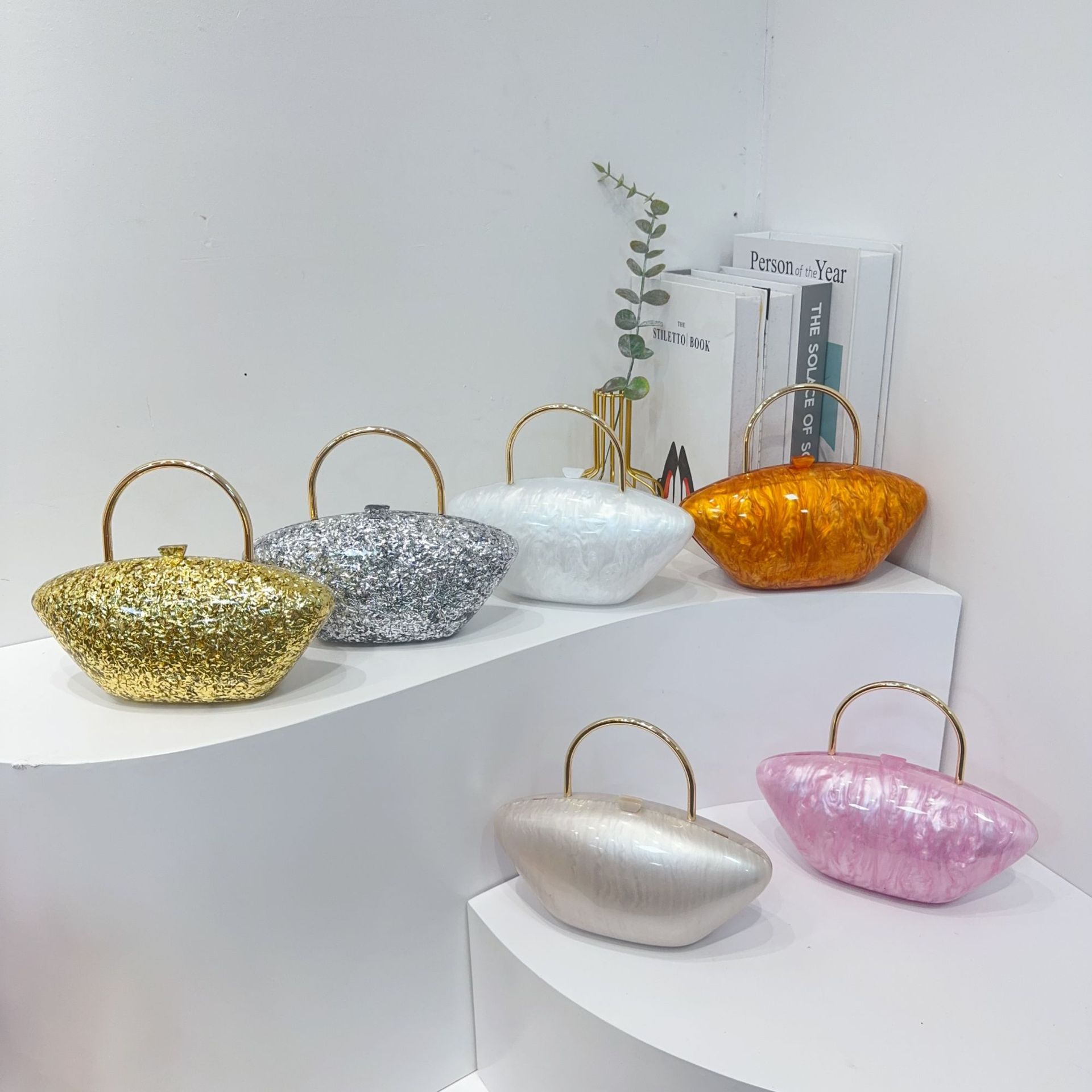 New cross-border foreign trade women's pressed bag acrylic dinner bag, single-shoulder crossbody wedding banquet clutch bag, chain bag full figure