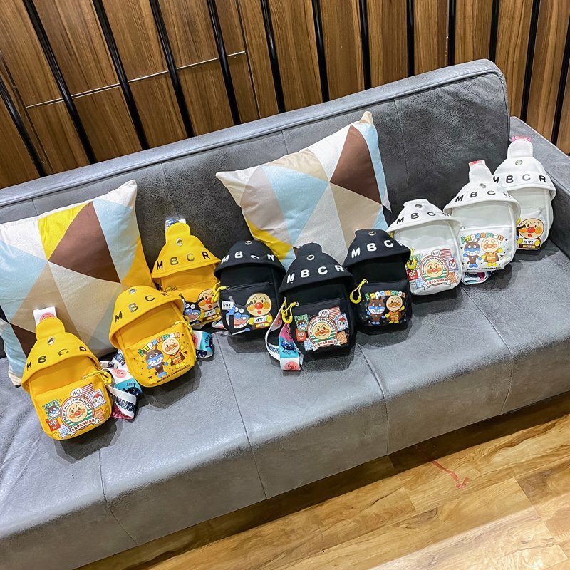 Cartoon chest bag printed for women, 2020 new trendy internet-famous quality canvas bag, Korean version Instagram single-shoulder crossbody small bag full figure