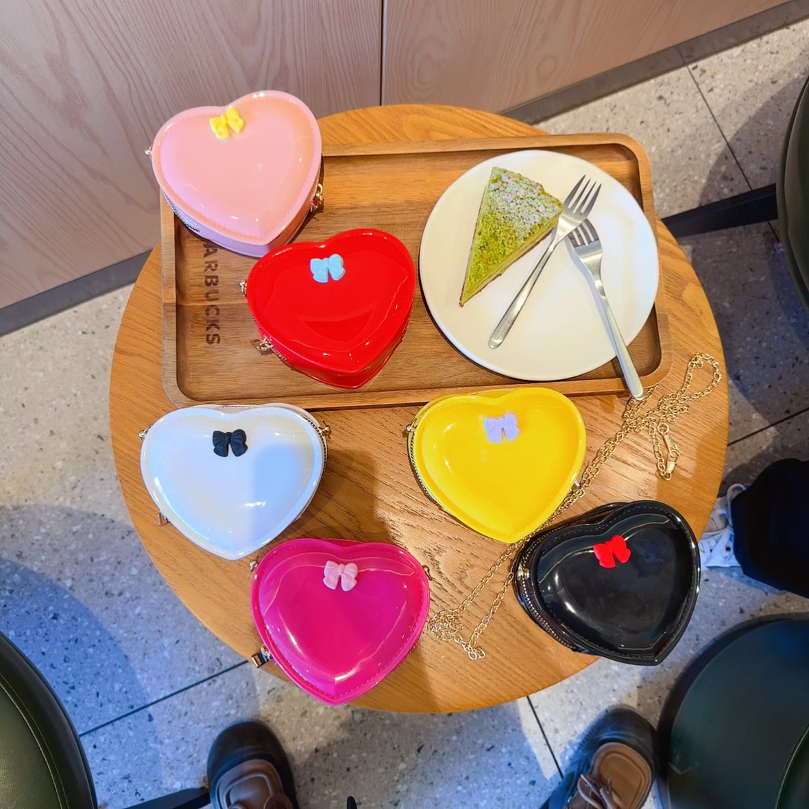 2025 New Fairy Heart Coin Purse, fashionable and cute style, mini mouth red envelope, personalized heart jelly bag full figure